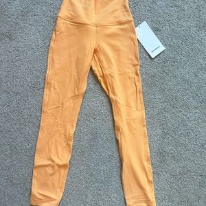 BRAND NEW Lululemon Align Leggings